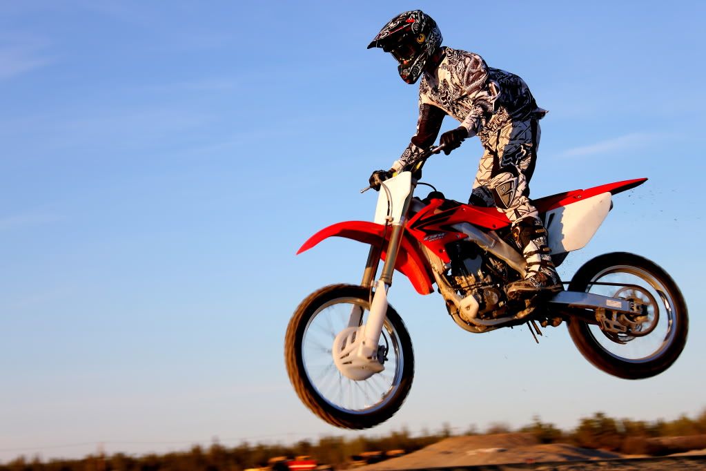 IMAGE: http://i693.photobucket.com/albums/vv291/hb96tuner/IMG_2806Edit.jpg