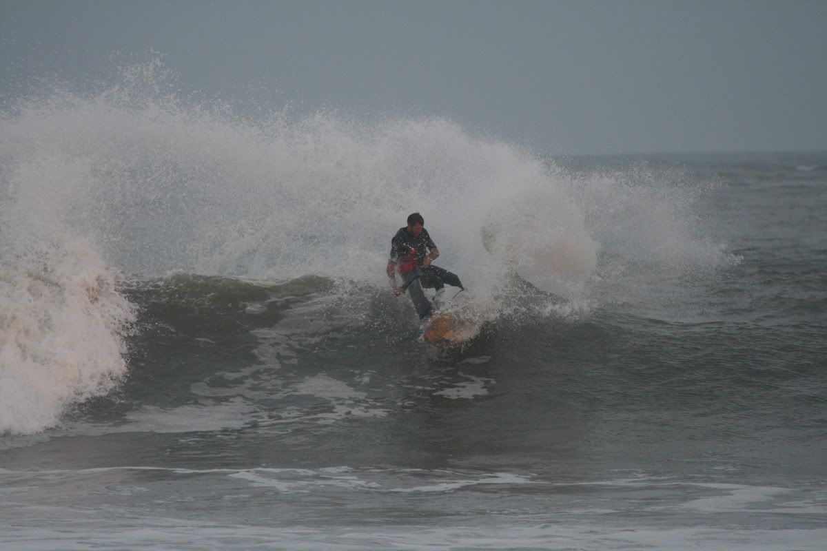 surf9-2-10beforehurricaneearl069copy.jpg