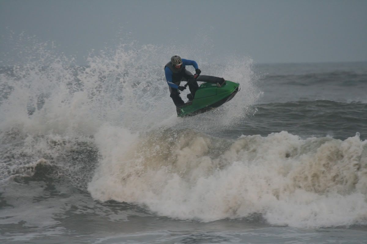 surf9-2-10beforehurricaneearl081copy.jpg