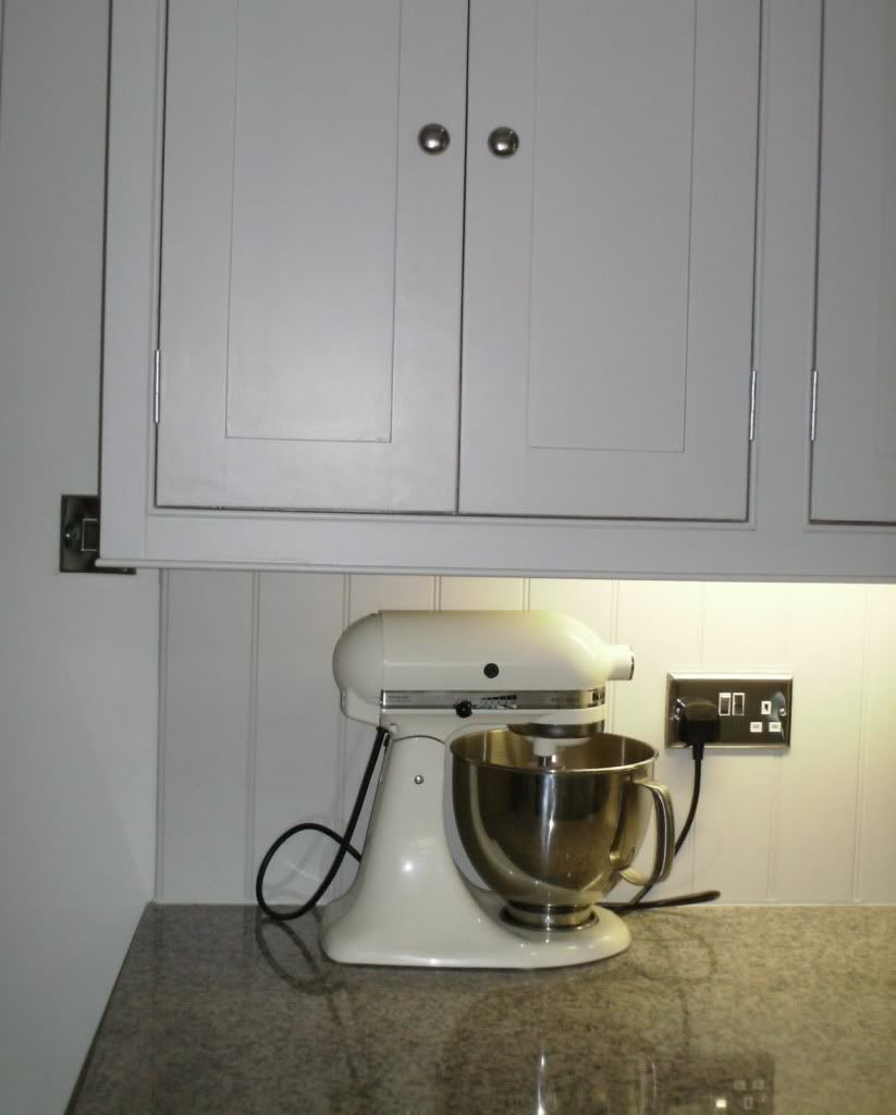 Farrow & Ball Cornforth White kitchen Farrow & Ball Cornforth White kitchen