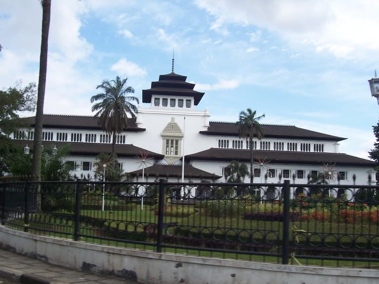 gedung sate Pictures, Images and Photos