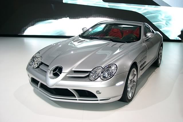 http://i693.photobucket.com/albums/vv296/goumas13/SLR_McLaren-Mercedes_IAA2003_Matl09.jpg