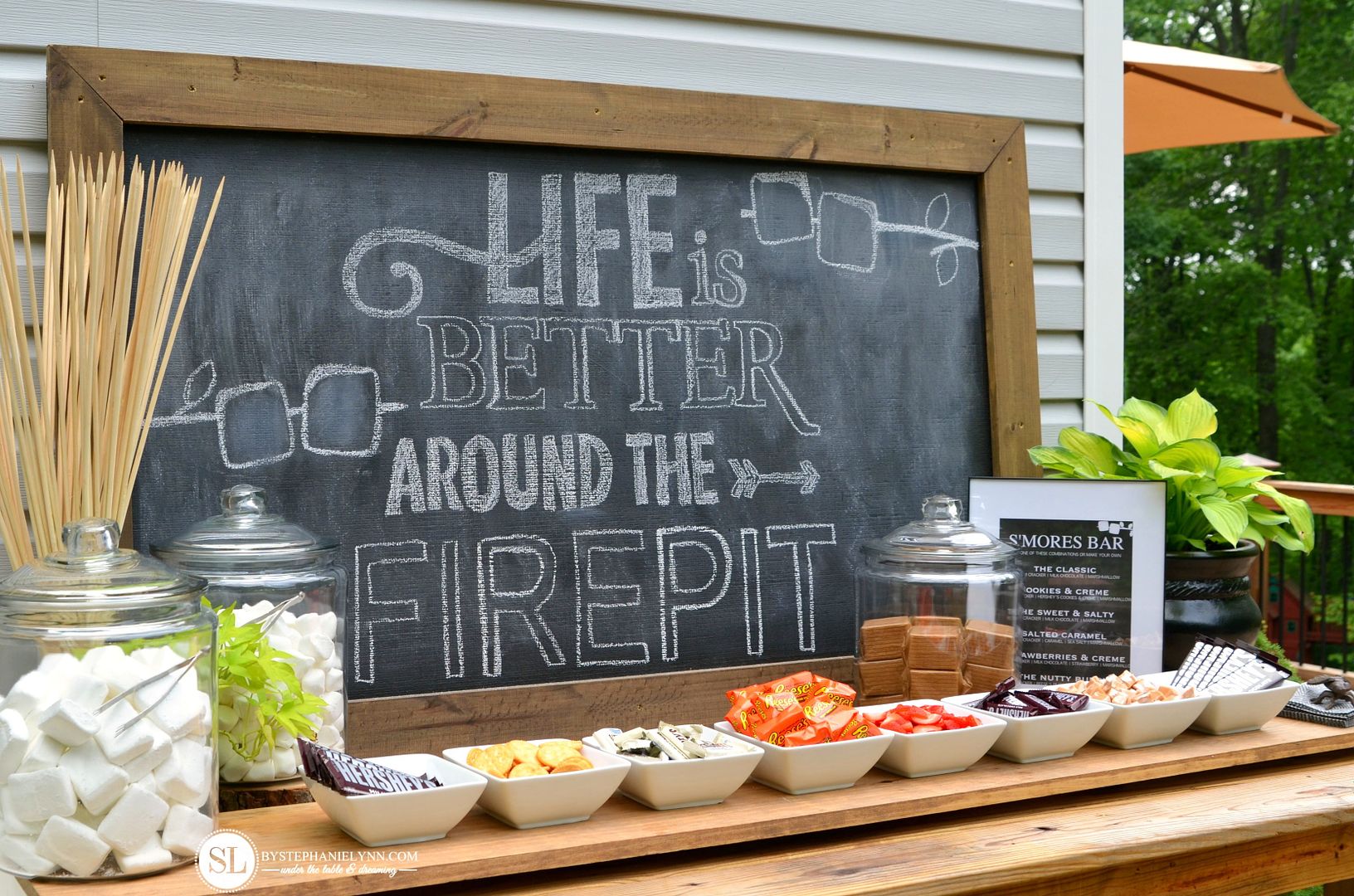 S'mores Bar Party | build-your-own s'mores party table set up #