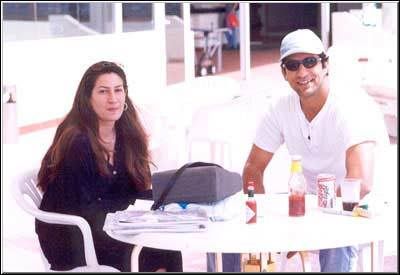 wasimfam - Wasim Akram & Huma Interview & Pictures