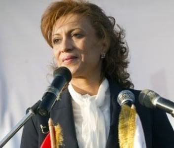 Суад на митинге