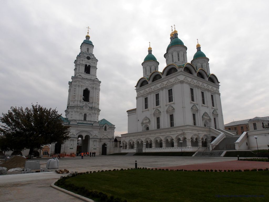 Успенский собор и колокольня