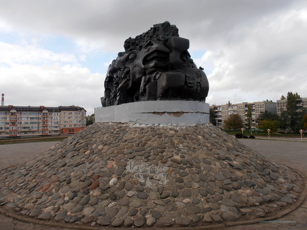 Скульптура Неизвестного