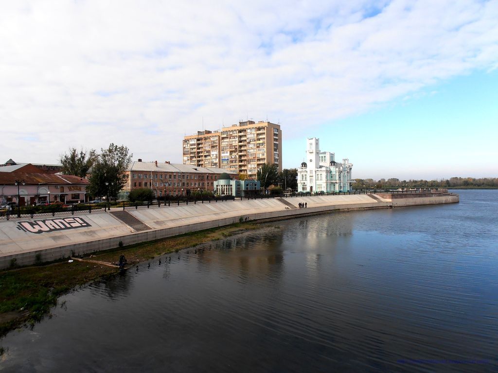 Кутум впадает в Волгу