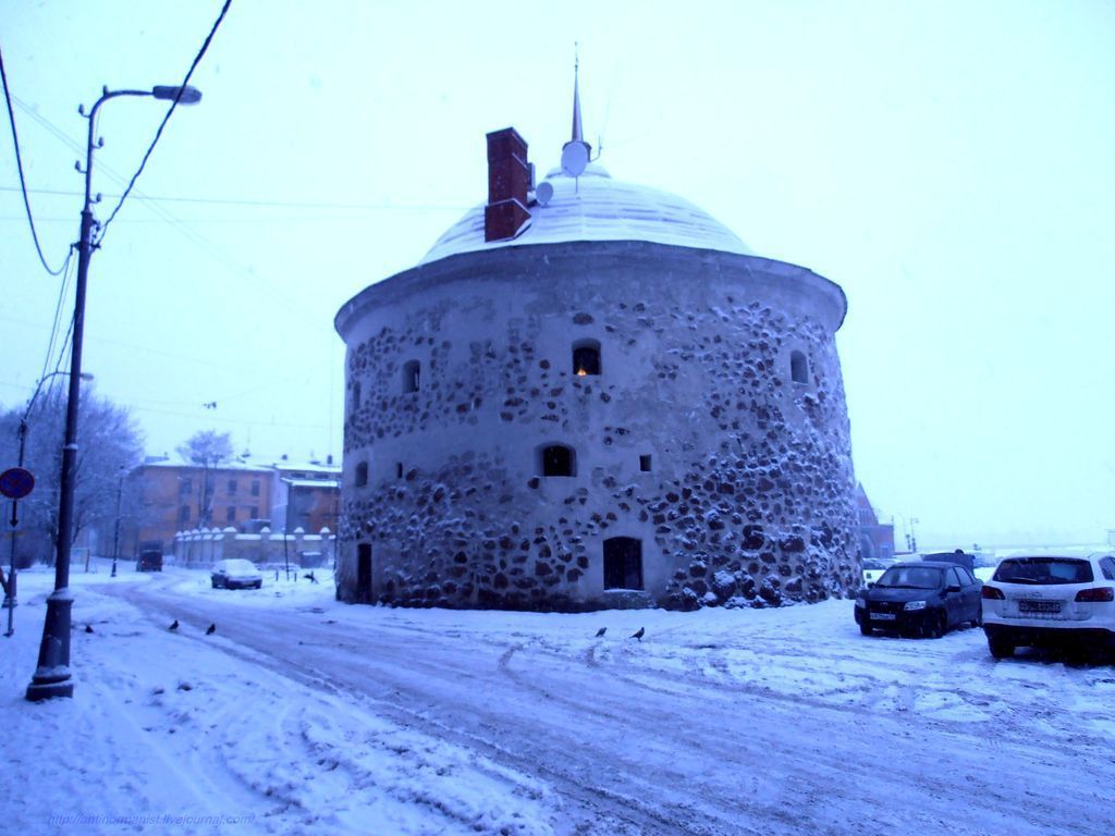 Круглая башня