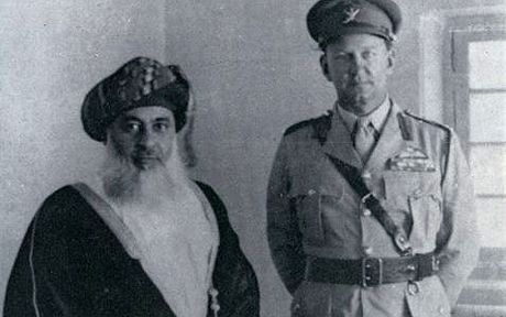 Полковник Смайли с султаном Саидом