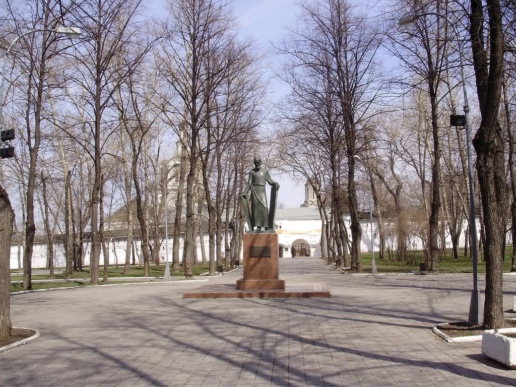 Памятник Рублёву