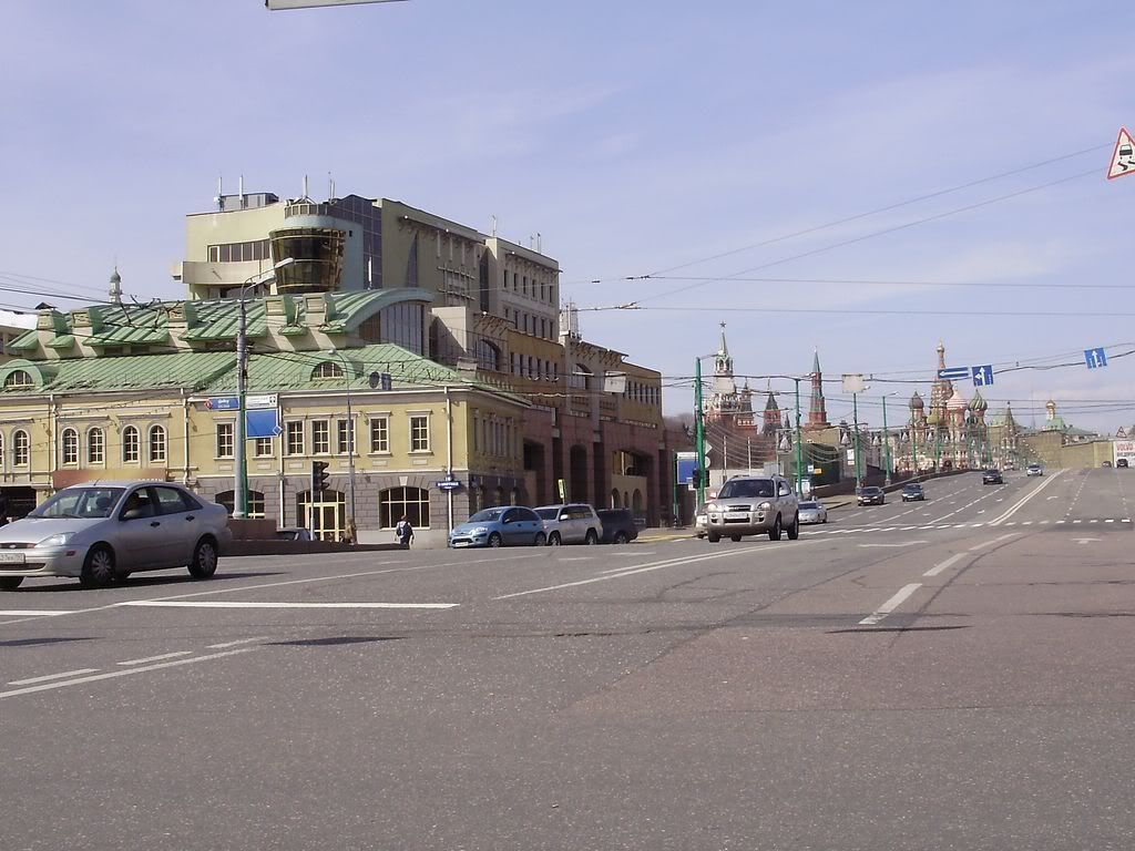 Мост к Кремлю