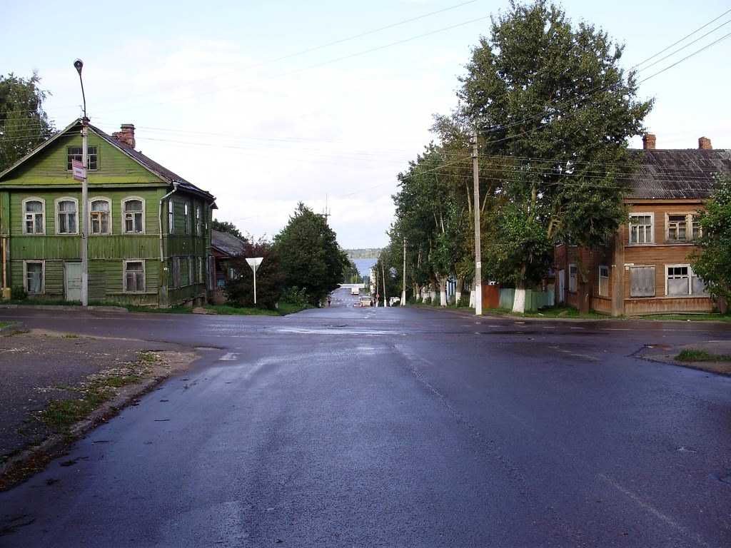 Перекрёсток Луначарского с Комсомольской
