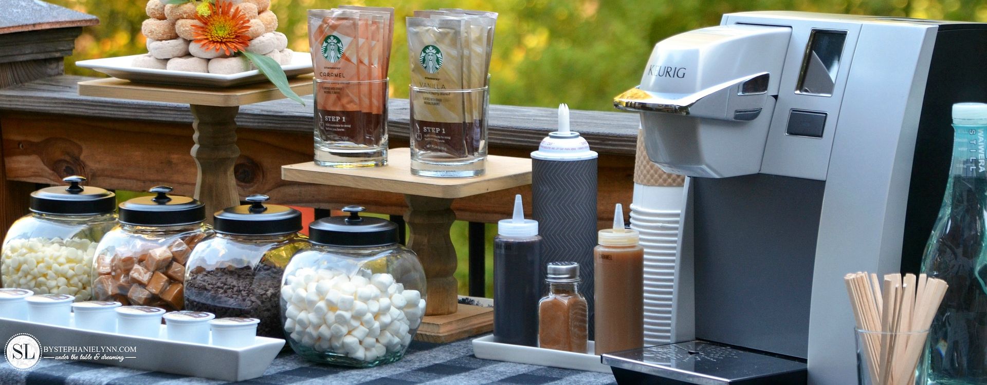 Fall Coffee Bar | coffee & crafts crafting party #StarbucksCaffeLatte #MyStarbucksatHome