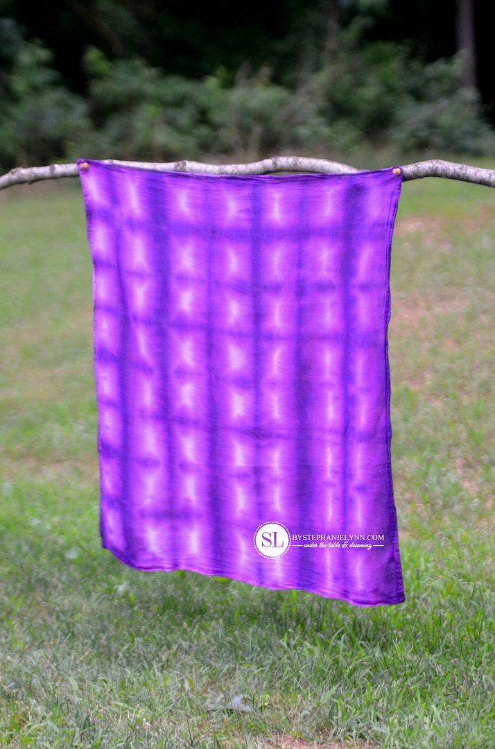 Box Pattern Tie Dye Technique #tiedyeyoursummer #michaelsmakers 