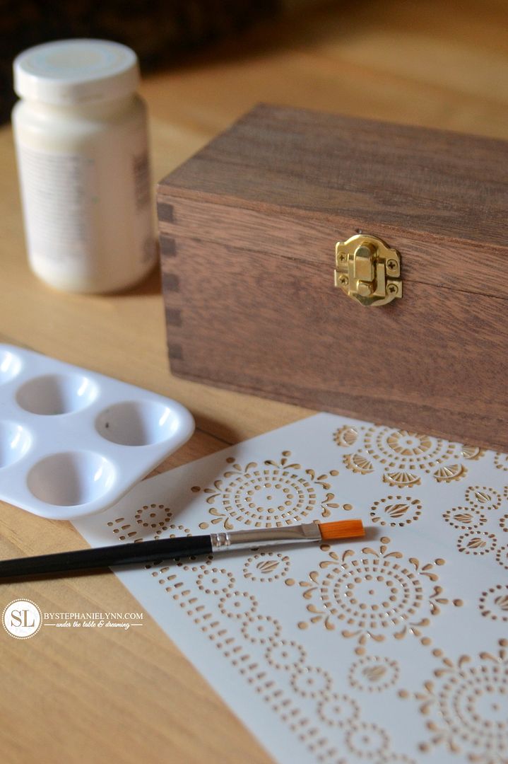 DIY Bohemian Stenciled Wooden Box #michaelsmakers 