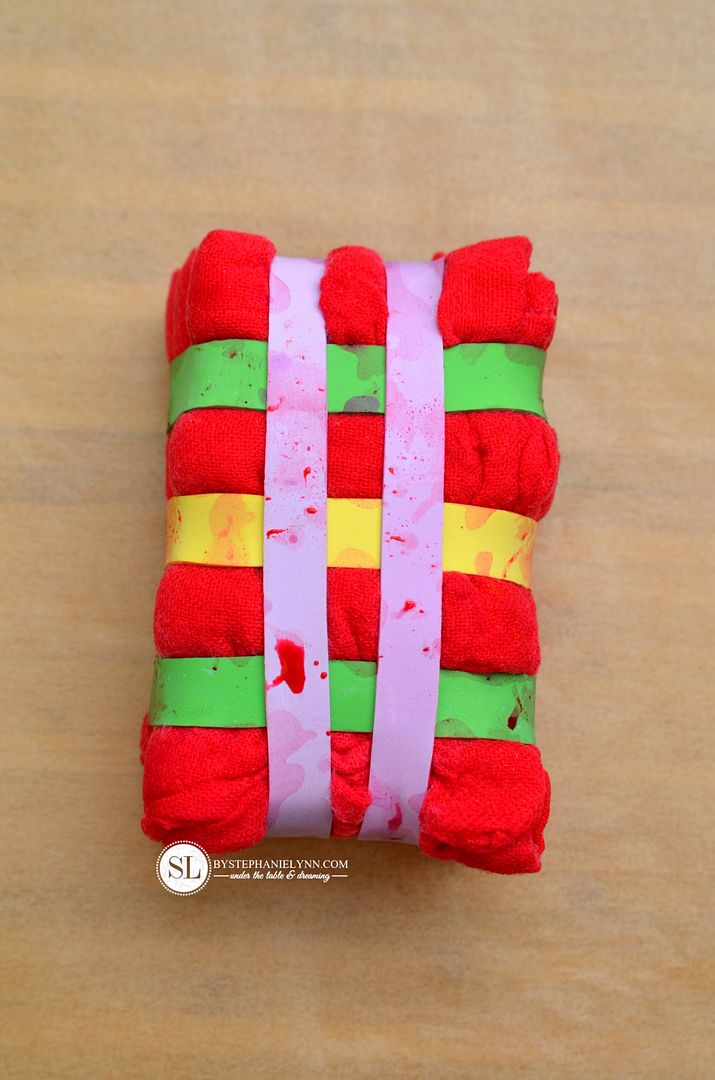Folding Techniques For Tie Dye #michaelsmakers #tiedyeyoursummer 