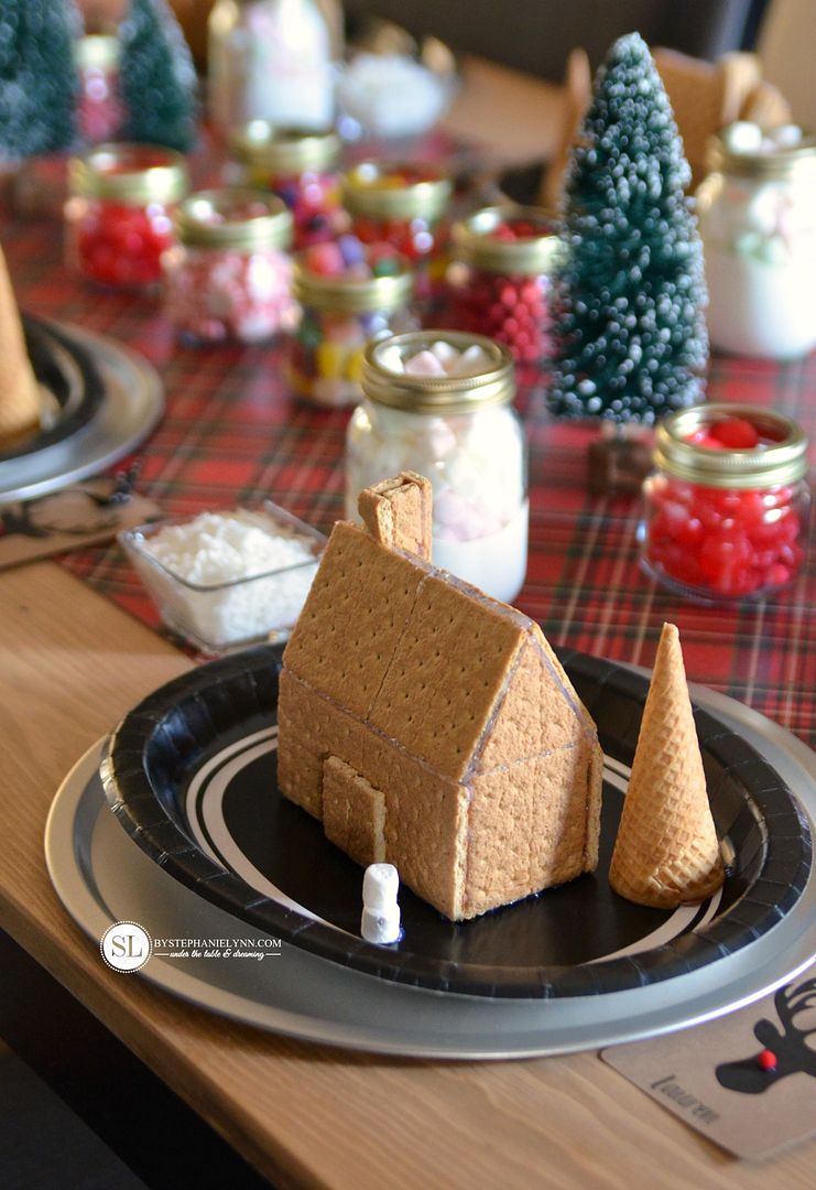 Kids Gingerbread House Party #snackpackmixins 