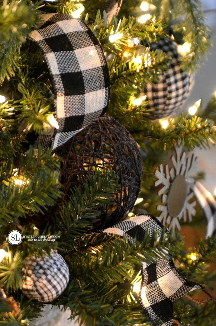 Mixed Plaid Christmas Ornaments #michaelsmakers 