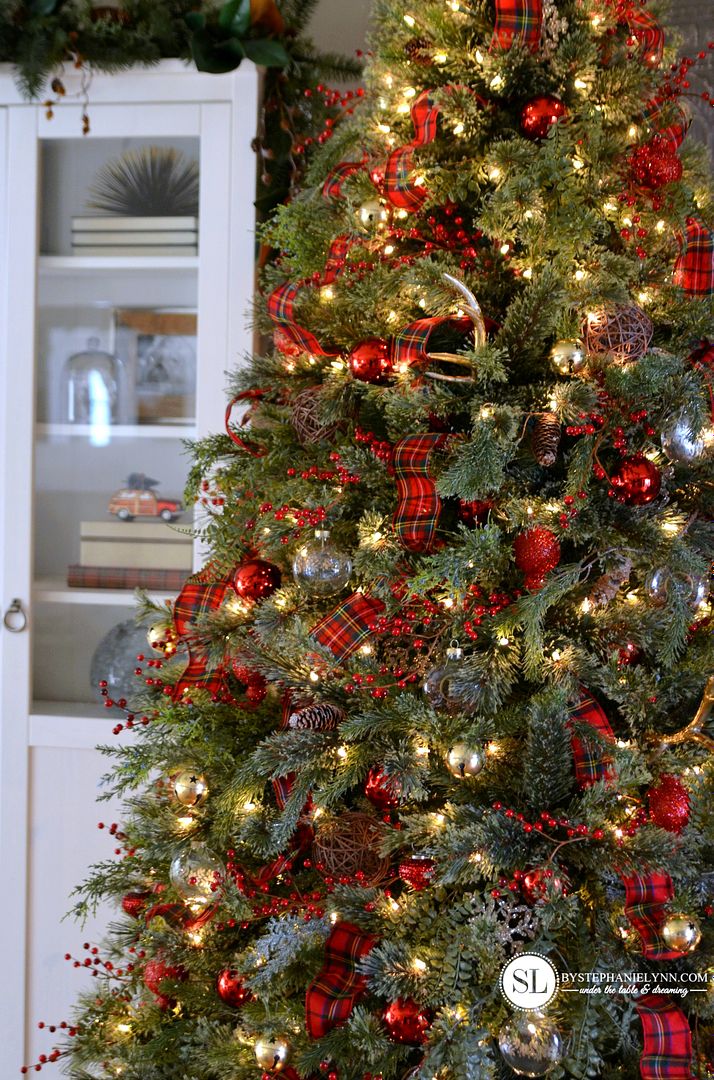 Tartan Red Plaid Christmas Tree #michaelsmakers 