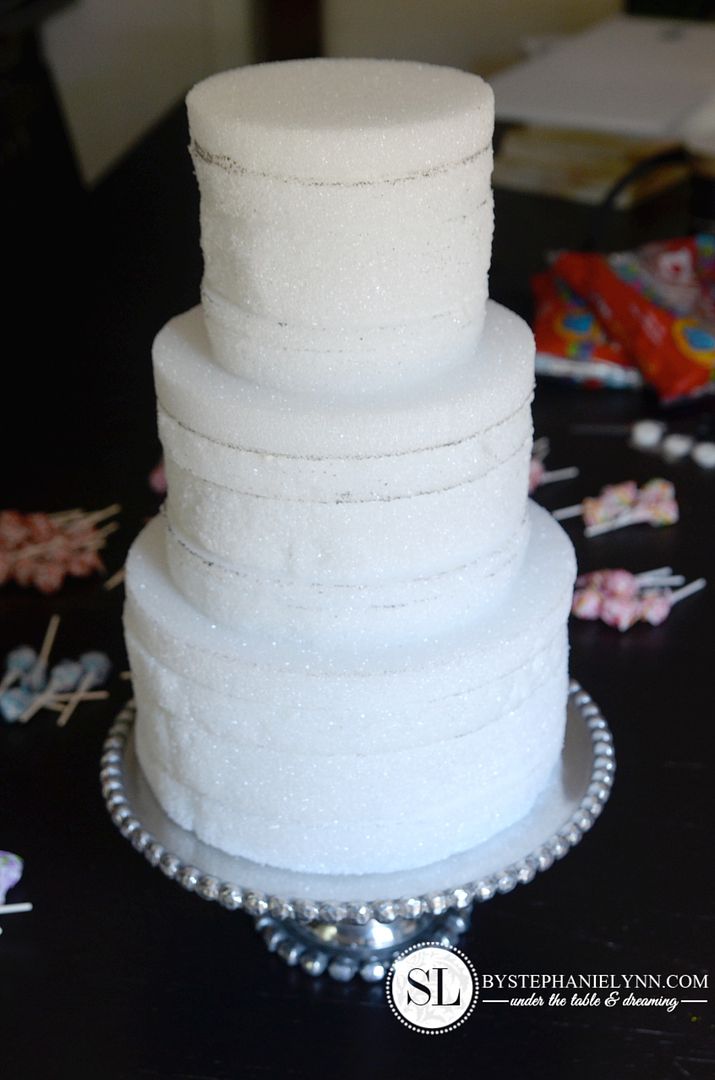 How to Make a Styrofoam Cake